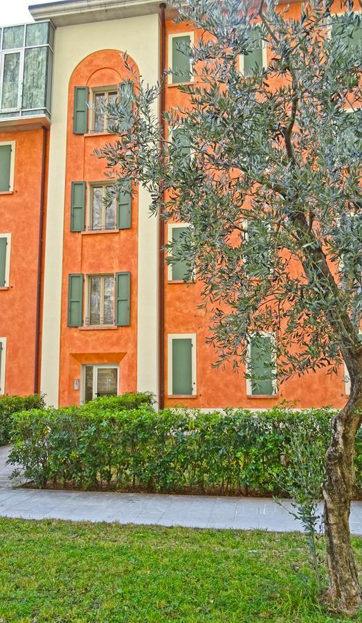 Campione Ora apartments by Gardadomusmea Campione del Garda Exterior foto